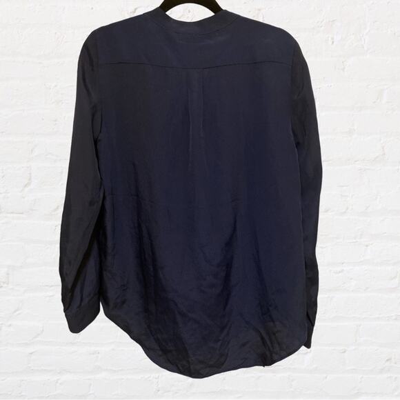 NEW New York & Company navy blue blouse - Picture 2 of 6